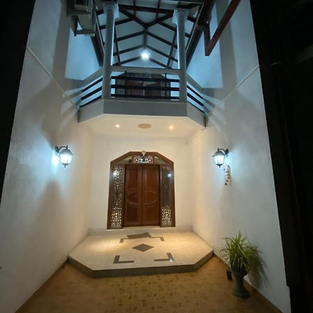 The Serene House Negombo Exterior photo